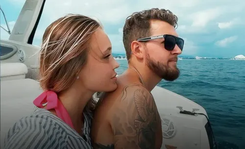 «Всё к этому шло». Почему расстались известный фигурист и эффектная гимнастка?