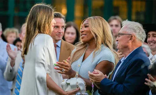 Шарапова – официально легенда тенниса! Приз россиянке вручила её заклятая соперница