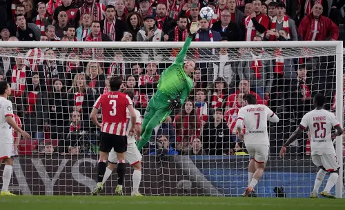 Сафонова и Забарного трясло, «Кайрат» рухнул на дно. Лучшее из Лиги чемпионов