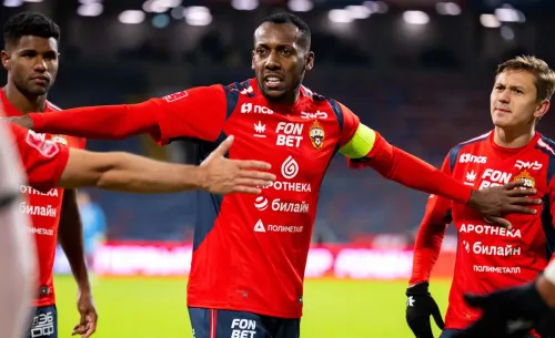 В ЦСКА важный тактический конфликт. Мойзес и Рейс мешают друг другу