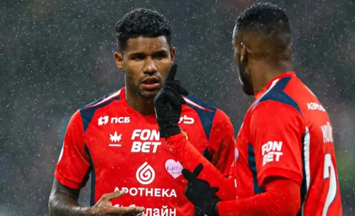 В ЦСКА важный тактический конфликт. Мойзес и Рейс мешают друг другу