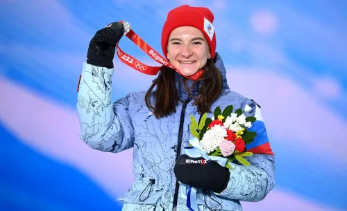 Безумный камбэк Непряевой. Наша лыжница взяла первую медаль России на Олимпиаде