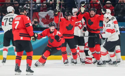 Звёзды КХЛ не растерялись, Канада забросила 20 шайб. Главные события в хоккее на Олимпиаде