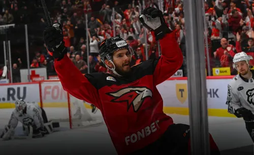 «Может, в 33 или 34 года меня ещё позовут в НХЛ». Откровения лучшего бомбардира «Авангарда»