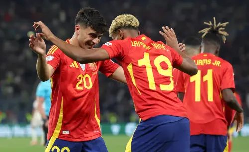 Сложный тест для сборных Турции и Испании. Проведут результативный матч отбора к ЧМ-2026?