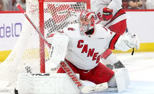 Прогноз на матч «Миннесота» – «Каролина». Поможет ли Кочетков гостям обыграть «дикарей»?