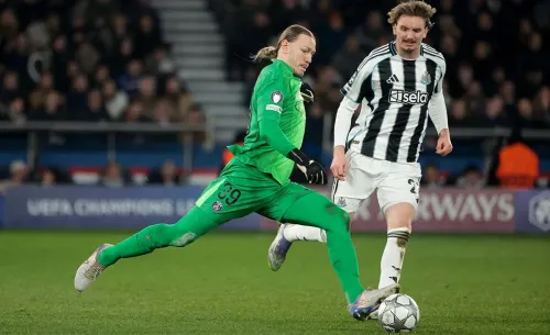 Поворот в иерархии. Сафонов играет, а Шевалье грустит рядом с Забарным