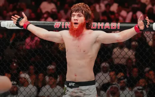 Россиянин оформил нокаут в торговом центре. Страстная пара ошиблась с местом