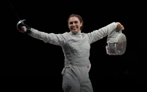 Муж олимпийской чемпионки сбежал в США. Брак распался, София выбрала Родину