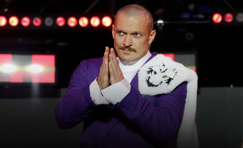 Усик собрался править Украиной. Скандальный боксёр ещё недавно стрелял по Донбассу