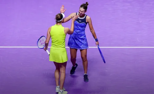 Кудерметова и Мертенс – победители Итогового! Россиянка в одиночку уничтожила соперниц