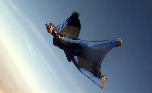 Его домом было небо. Легендарный Человек-птица погиб после экстремального прыжка