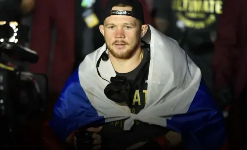 «Братан, покажи пендосам!» Пётр Ян раскалил воздух перед чемпионским боем