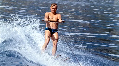 Юрий Гагарин — от баскетбола до водных лыж. След нашей легенды в истории спорта