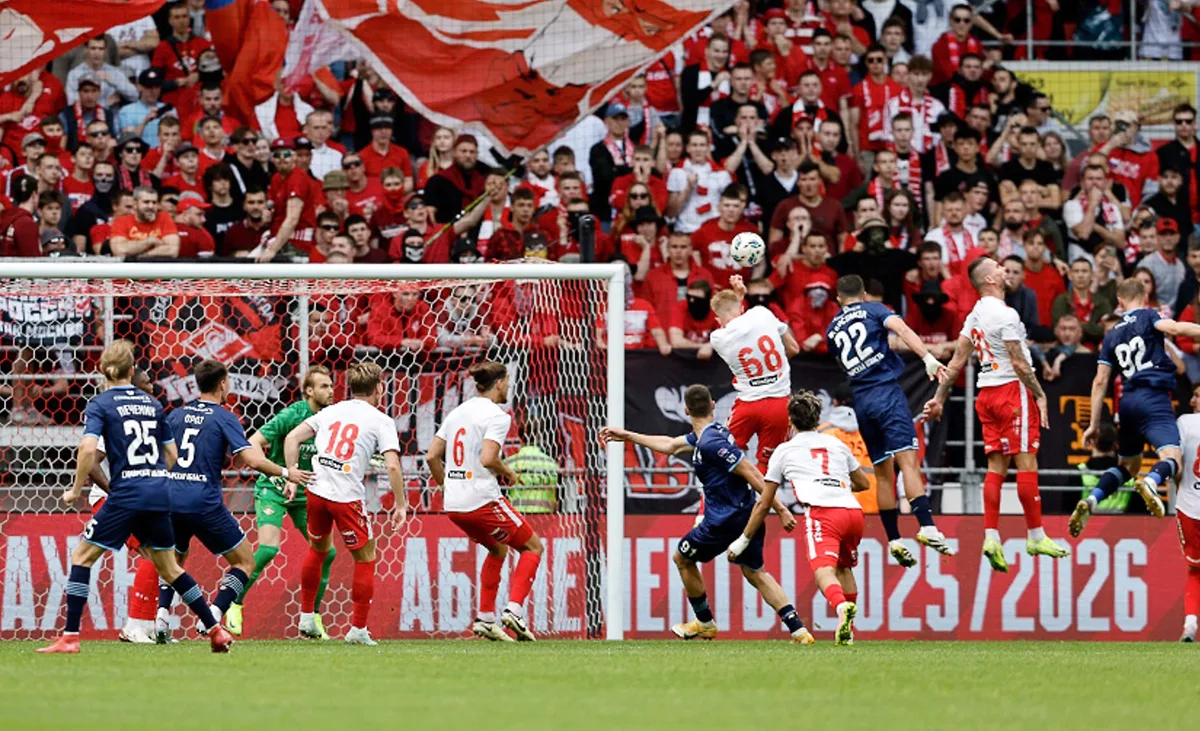 spartak-ks-foto-pfk-krylya-sovetov-00004.webp