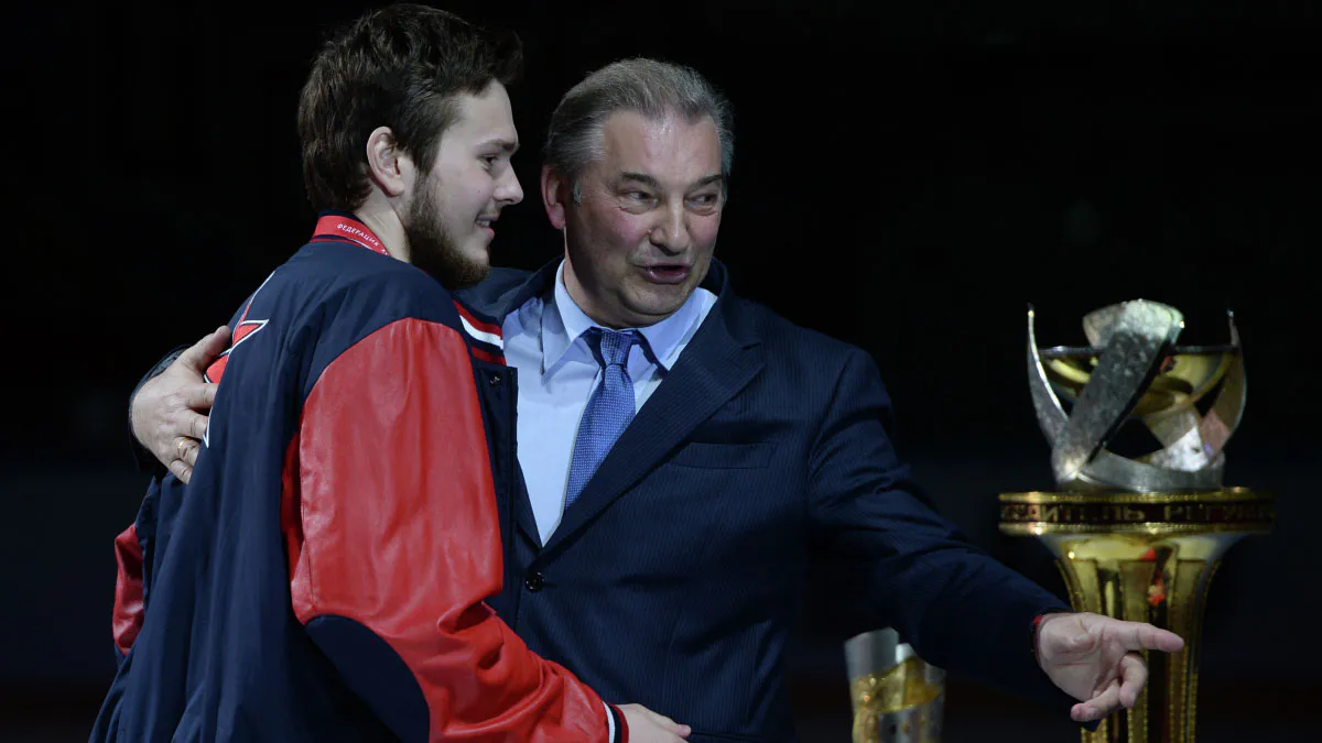 Внук Третьяка, два олимпийских чемпиона и легенда «Барыса». Кто завершил карьеру в 2026-м