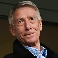 Валерий Непомнящий